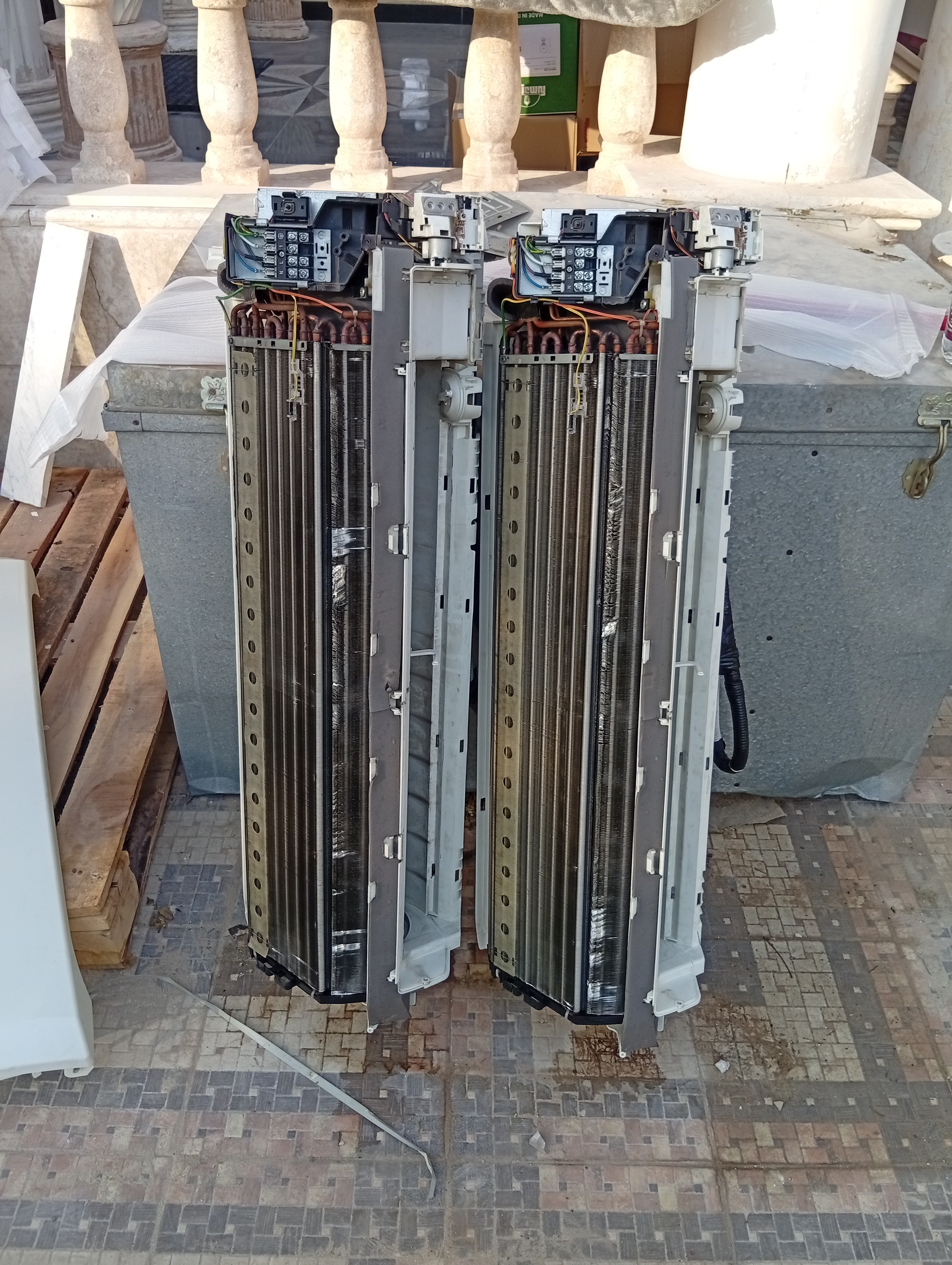 Emergency Ac call service 24 hours          we are buying used and damage ac - الأعمال السابقة 5