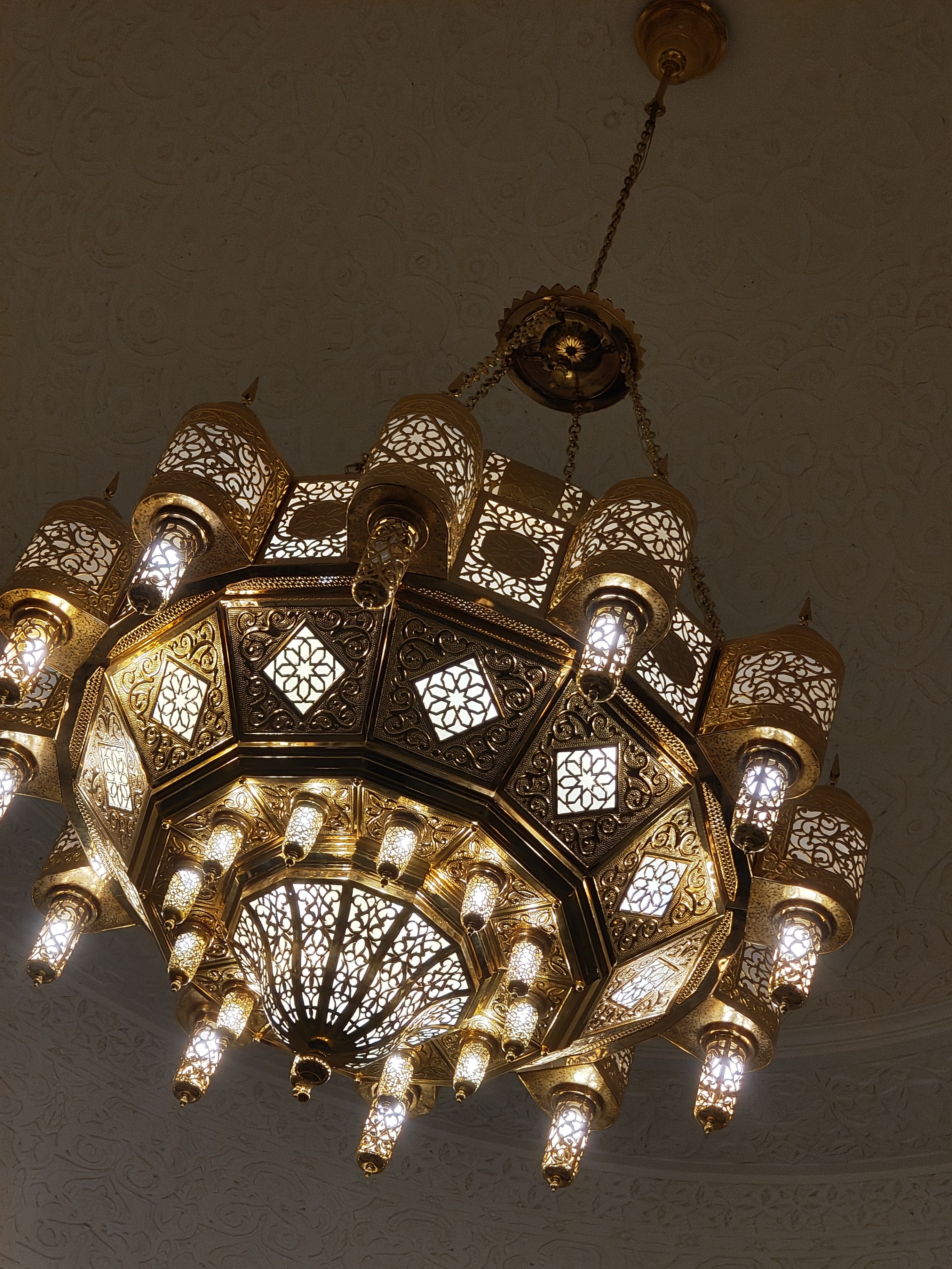 SADDAM HOSSAIN - الأعمال السابقة 1